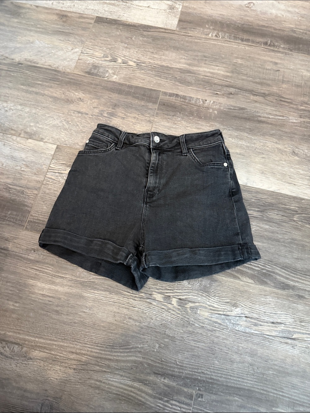 Classic High-Waist Black Denim Shorts